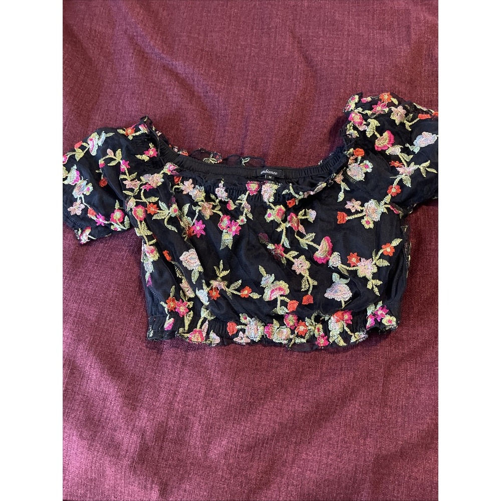 Ambiance Floral Women Crop Top Size M